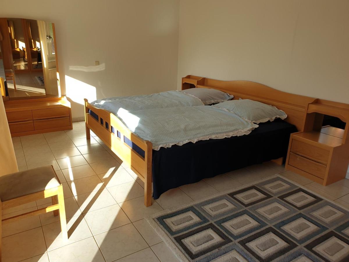 Schoene Grosse Ferienwohnung Im Mittelrheintal Nahe Loreley Bornich Экстерьер фото