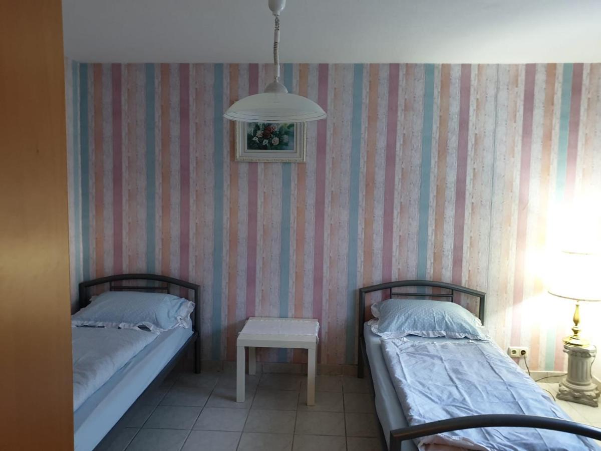 Schoene Grosse Ferienwohnung Im Mittelrheintal Nahe Loreley Bornich Экстерьер фото